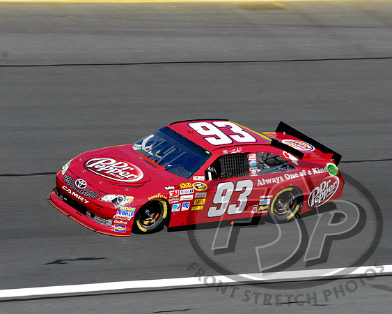 Travis Kvapil