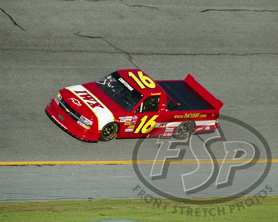 Travis Kvapil