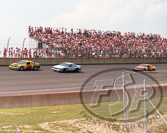 Alen Kulwicki #35 & Bobby Gerhart #85