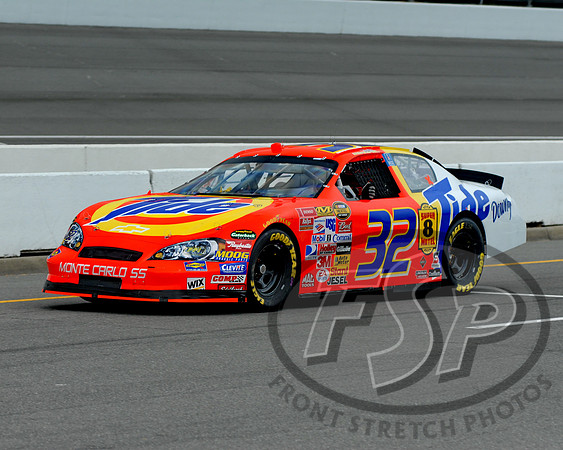 Travis Kvapil