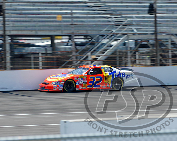 Travis Kvapil