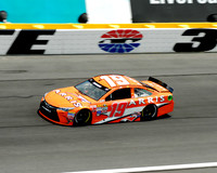 Carl Edwards