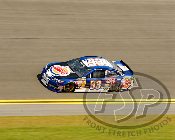 Travis Kvapil
